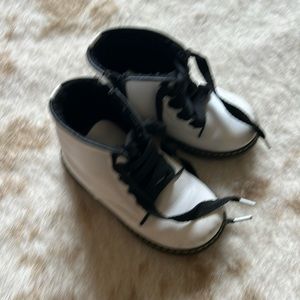 Baby walker combat boots